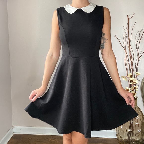 wednesday addams dress hot topic